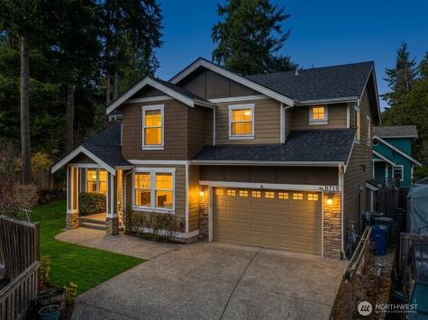 8718 NE 134th Street Kirkland WA 98034