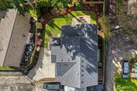 8718 NE 134th Street Kirkland WA 98034