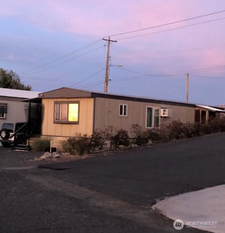 1804 W Marina Drive Moses Lake WA 98837