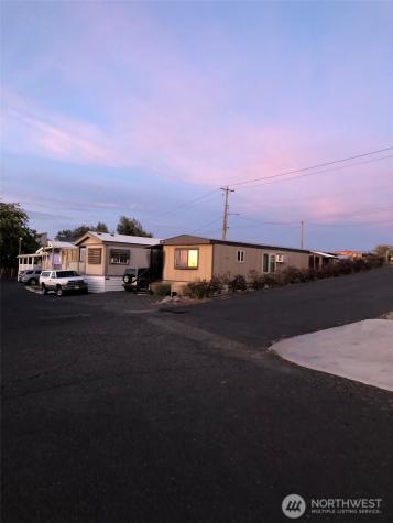 1804 W Marina Drive Moses Lake WA 98837