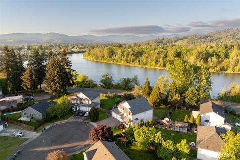 210 Tsugawa Court Woodland WA 98674
