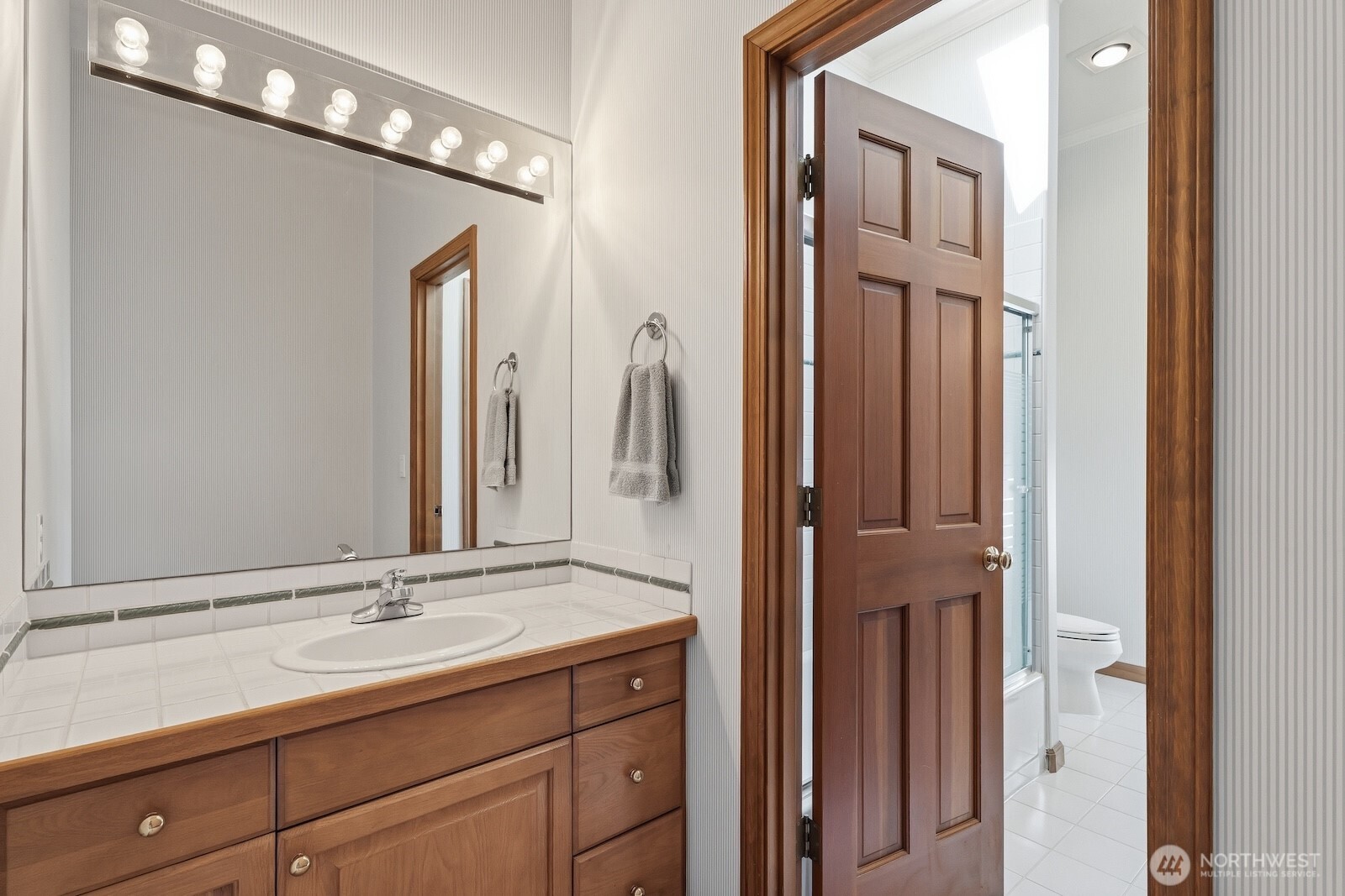 14029 171st Lane NE Woodinville WA 98072