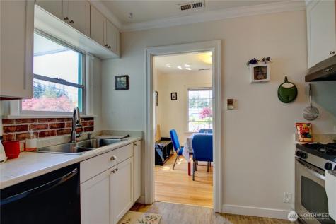 1408 S 12th Street Mount Vernon WA 98274