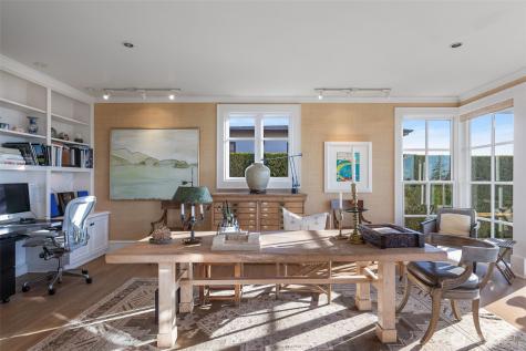 9400 Vineyard Crest Bellevue WA 98004