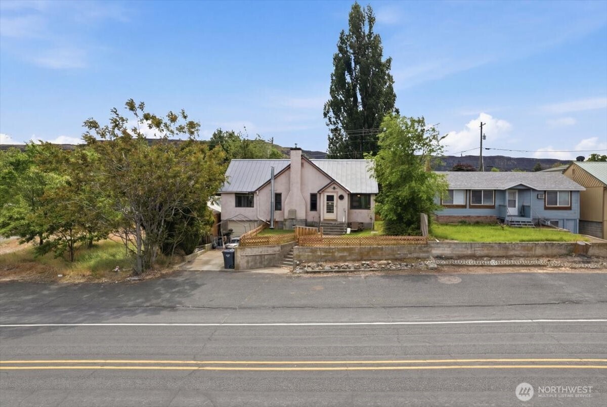 118 Coulee Boulevard Electric City WA 99123