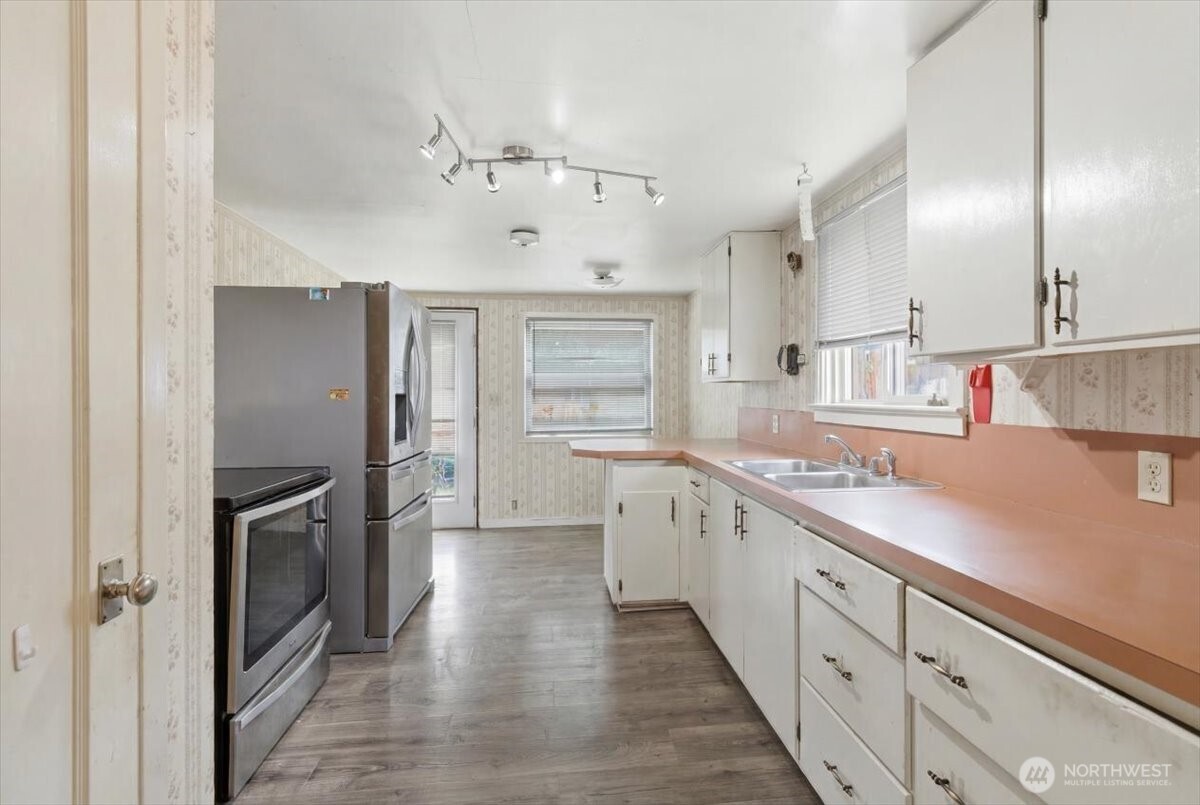 118 Coulee Boulevard Electric City WA 99123
