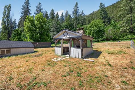 8494 Icicle Road Leavenworth WA 98826