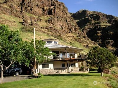 37896 Snake River Road Asotin WA 99402