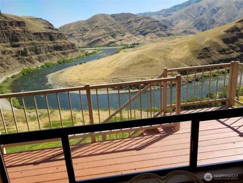37896 Snake River Road Asotin WA 99402