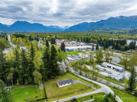 306 11th Street N Sultan WA 98294