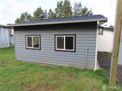 300 Surf Street Westport WA 98595