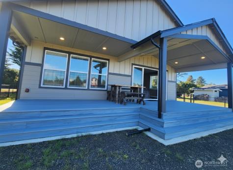 332 Cockle Street SW Ocean Shores WA 98569