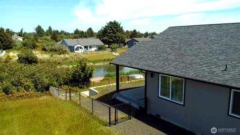 332 Cockle Street SW Ocean Shores WA 98569