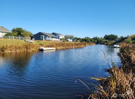 332 Cockle Street SW Ocean Shores WA 98569