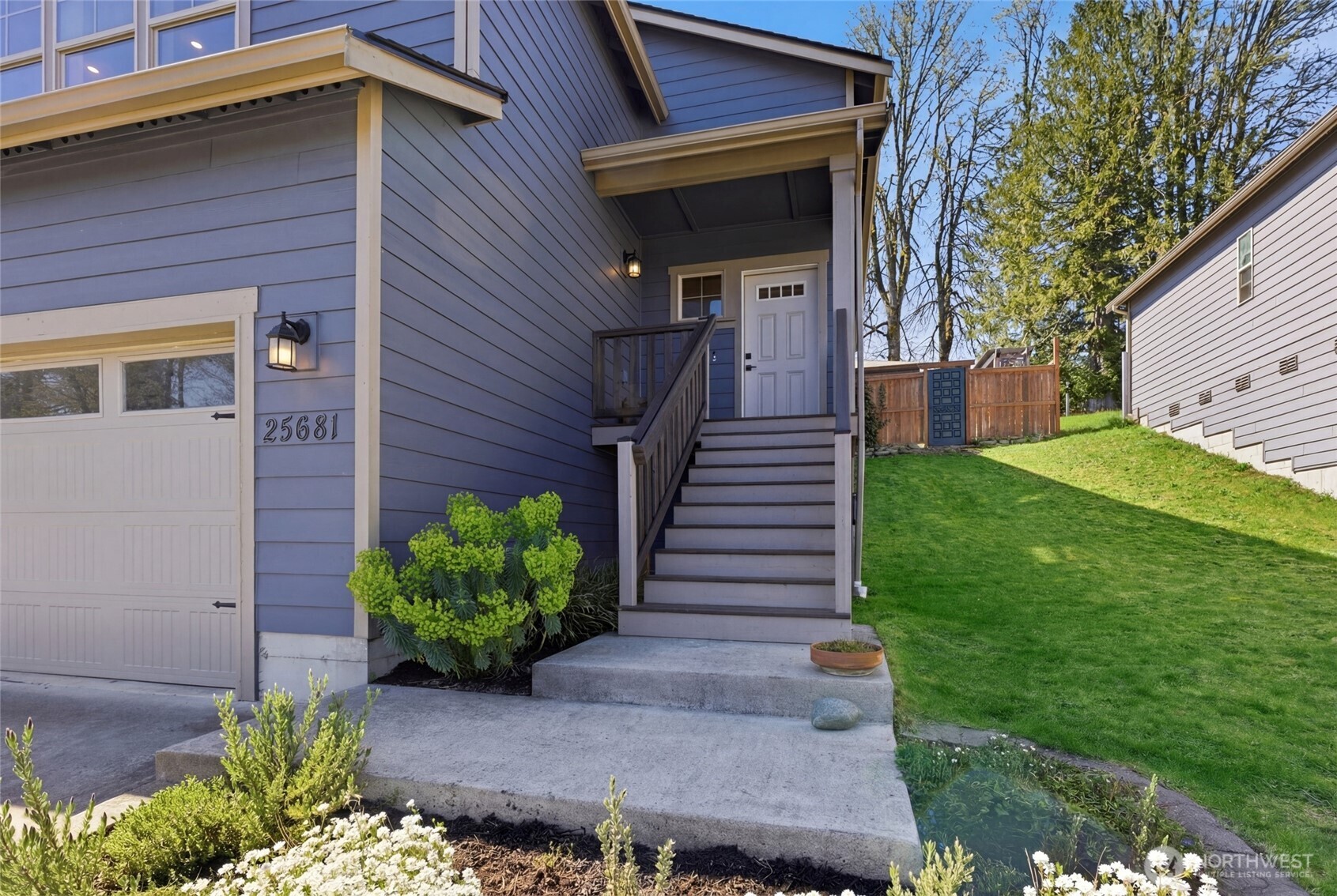 25681 NE School House Place Kingston WA 98346
