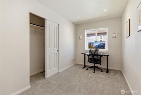 25681 NE School House Place Kingston WA 98346