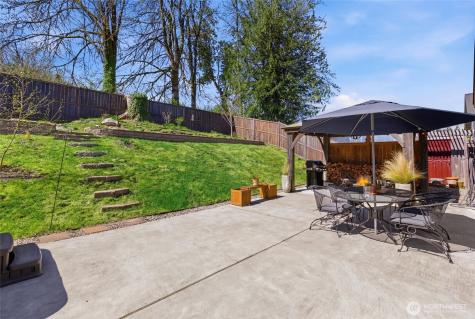 25681 NE School House Place Kingston WA 98346