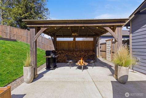 25681 NE School House Place Kingston WA 98346