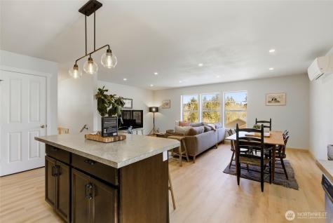 25681 NE School House Place Kingston WA 98346