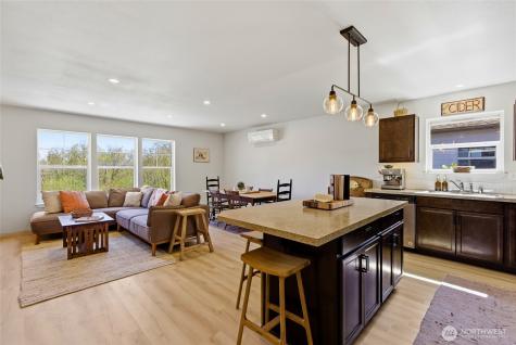 25681 NE School House Place Kingston WA 98346