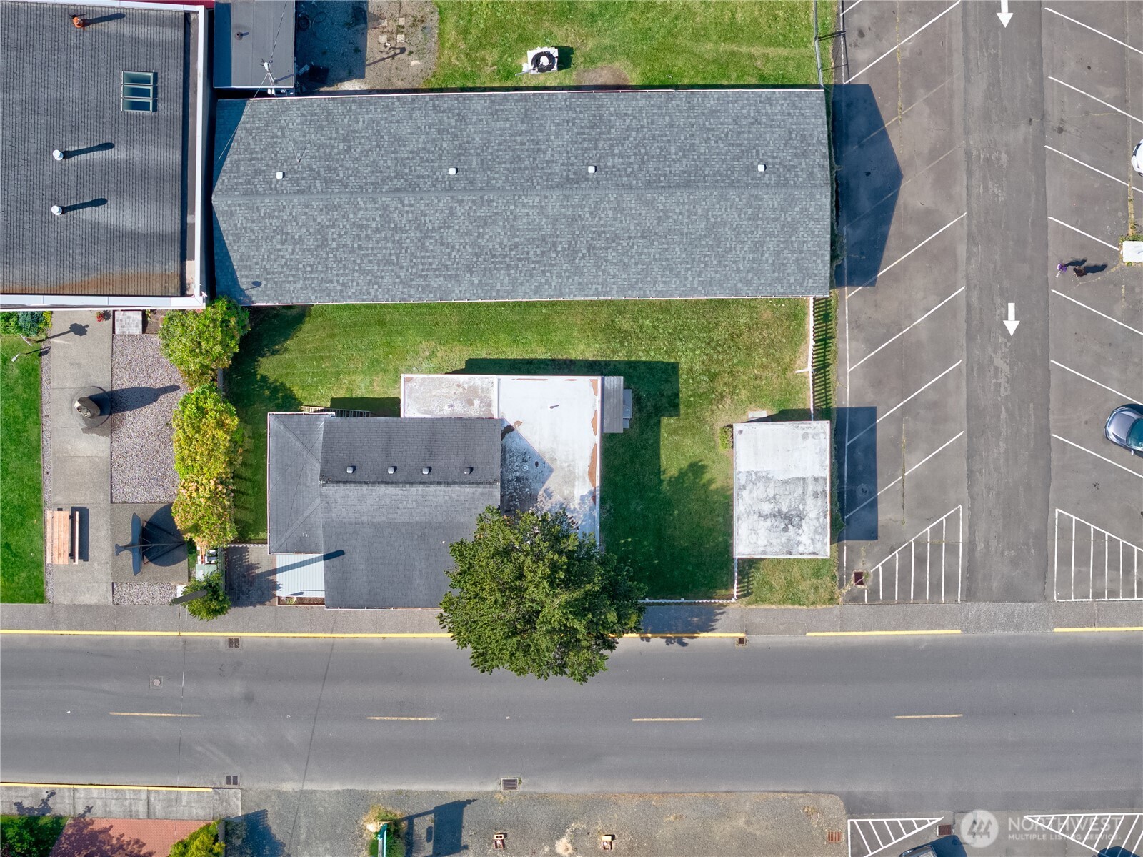 106 5th Street SE Long Beach WA 98631