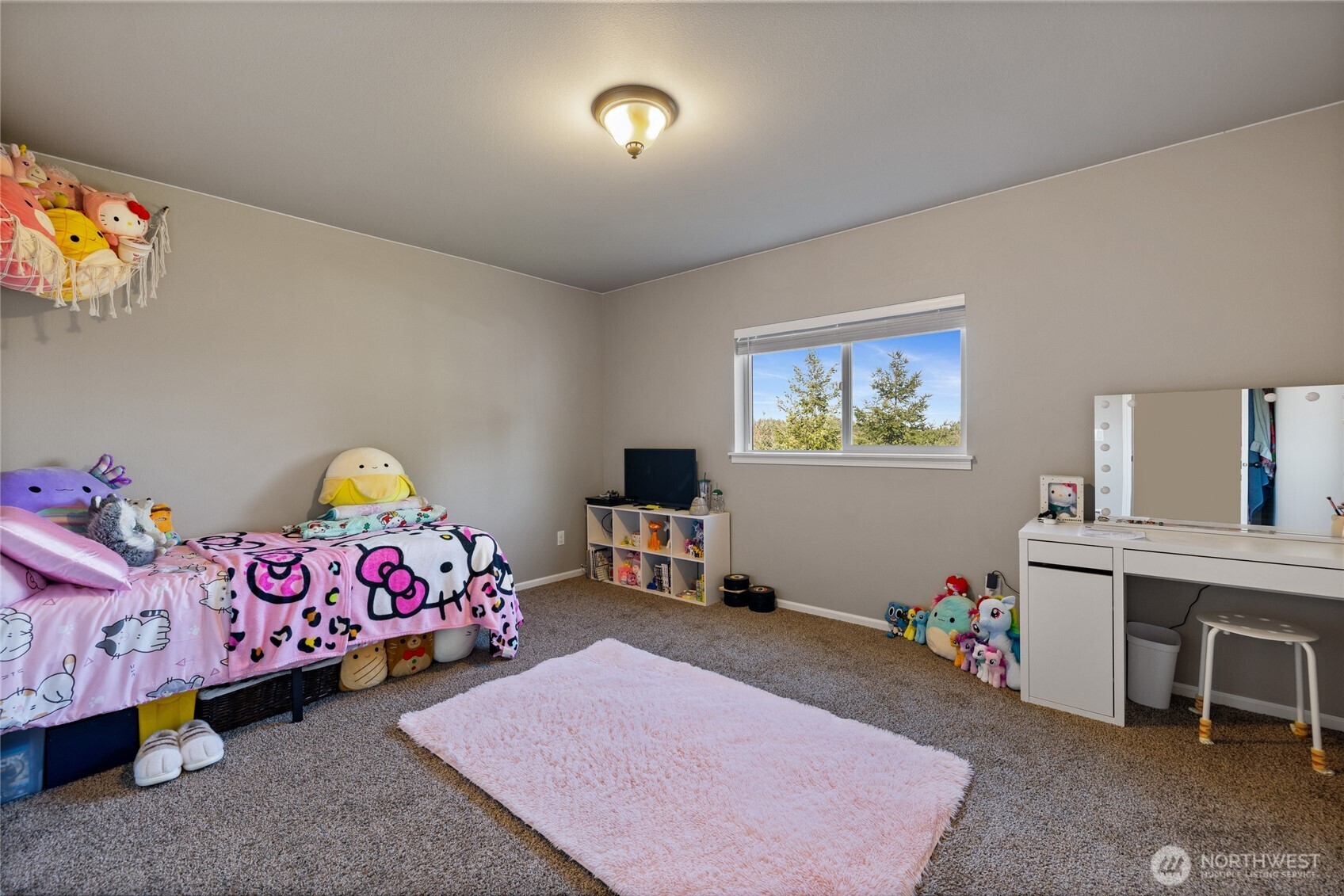 652 Joy Street Eatonville WA 98328