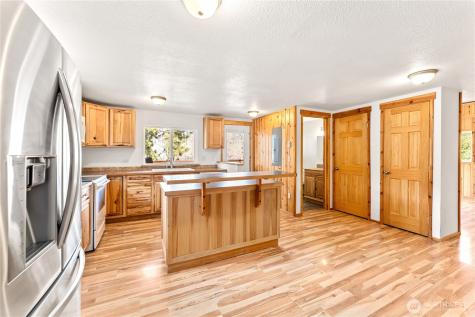 52 Reflection Lane Chelan WA 98816