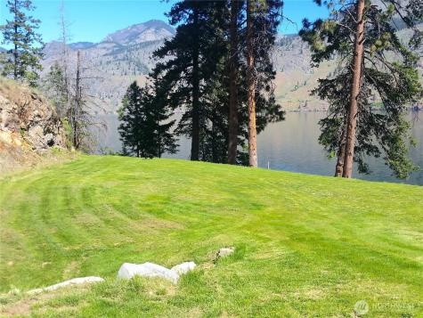 52 Reflection Lane Chelan WA 98816