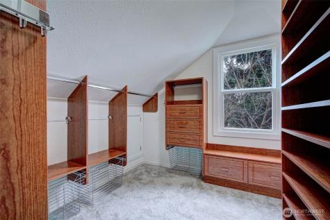10633 21st Avenue SW Seattle WA 98146