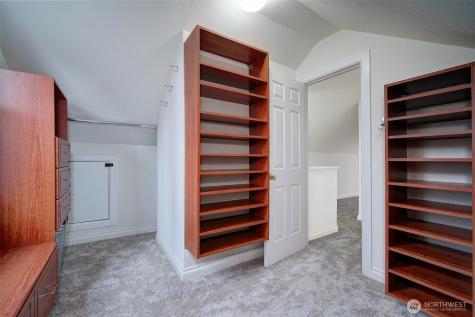 10633 21st Avenue SW Seattle WA 98146