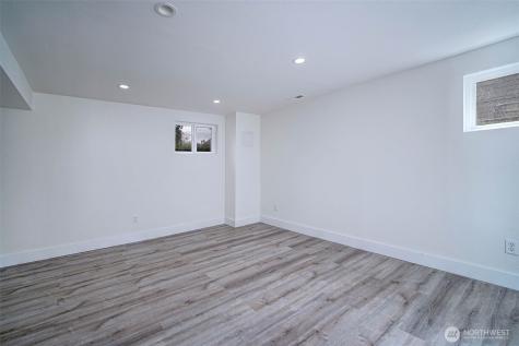 10633 21st Avenue SW Seattle WA 98146