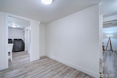 10633 21st Avenue SW Seattle WA 98146