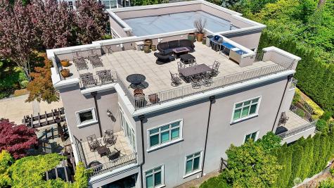 9820 NE 16th Street Bellevue WA 98004