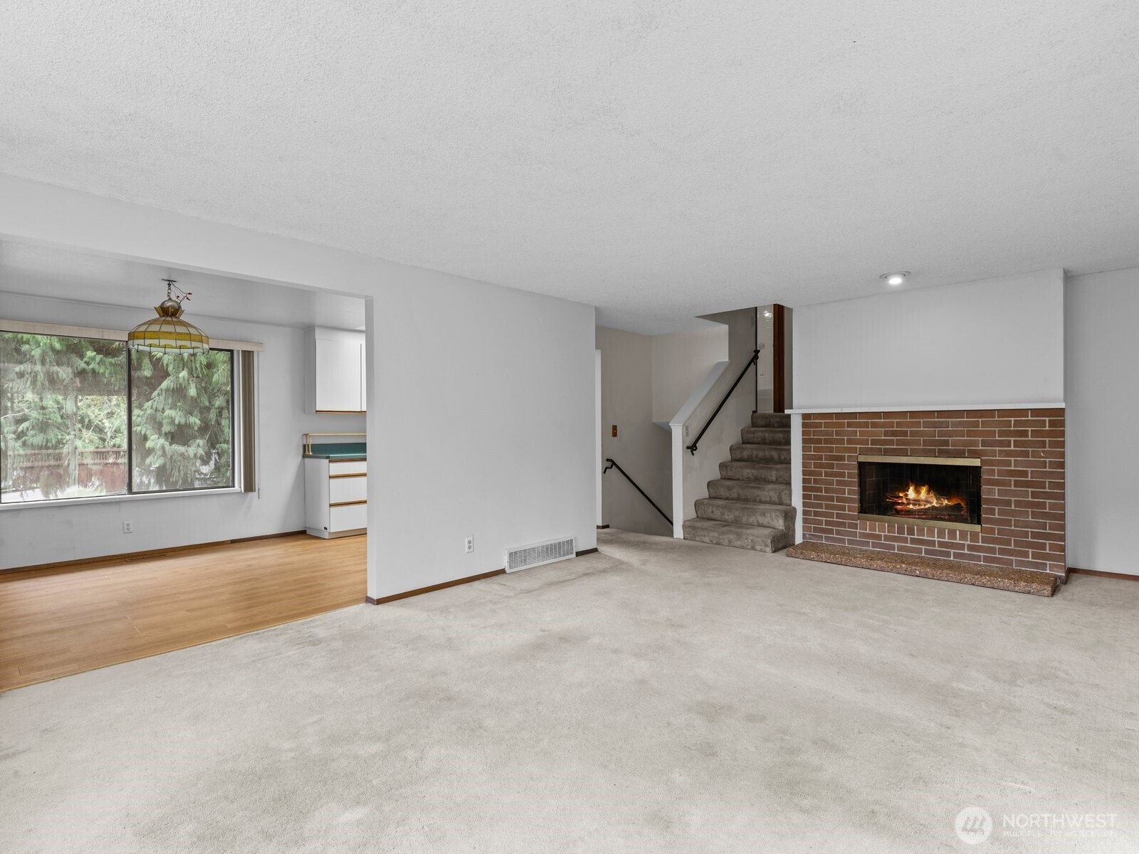 3502 NE 204th Street Lake Forest Park WA 98155