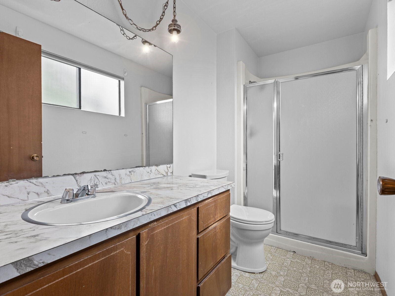 3502 NE 204th Street Lake Forest Park WA 98155