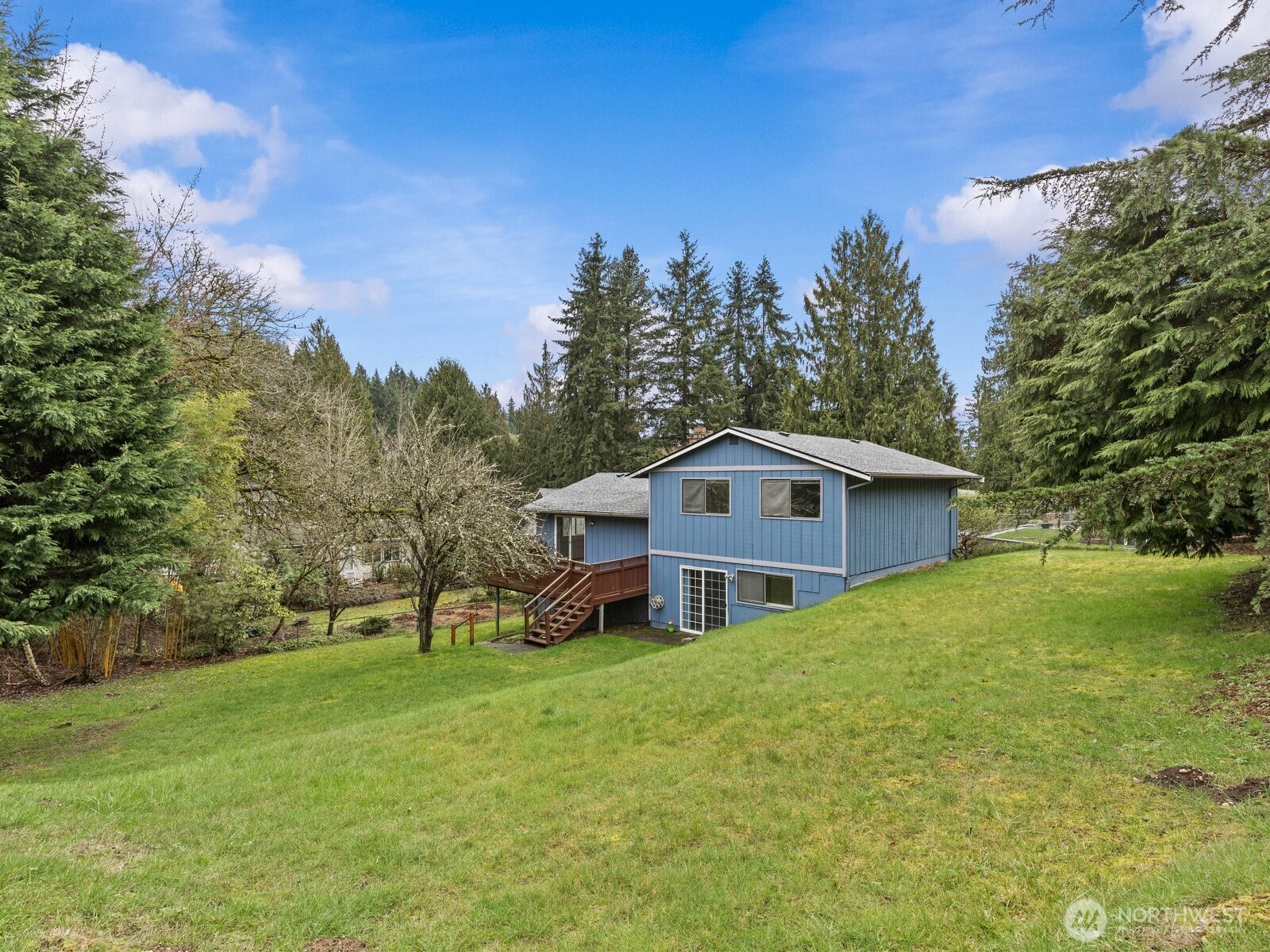 3502 NE 204th Street Lake Forest Park WA 98155