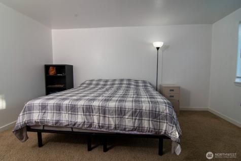 32825 17th Ave SW Federal Way WA 98023