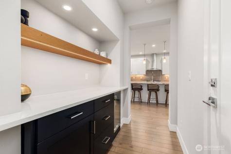 15021 73rd Court NE Kenmore WA 98028