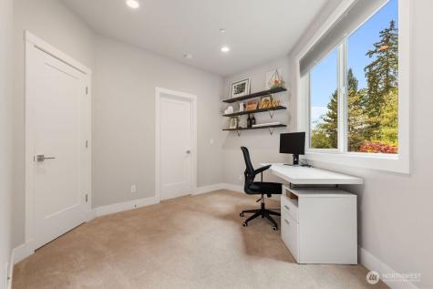15021 73rd Court NE Kenmore WA 98028
