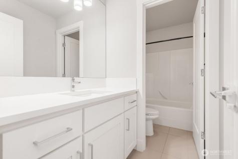 15021 73rd Court NE Kenmore WA 98028