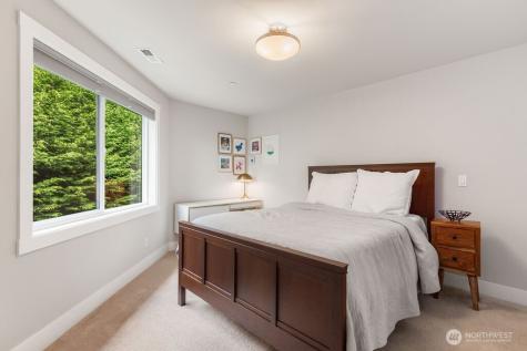15021 73rd Court NE Kenmore WA 98028