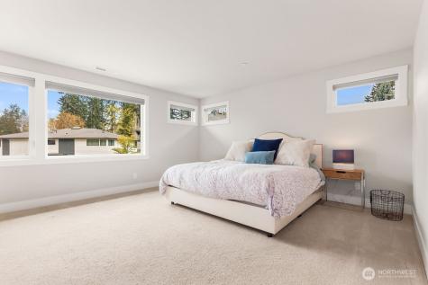 15021 73rd Court NE Kenmore WA 98028