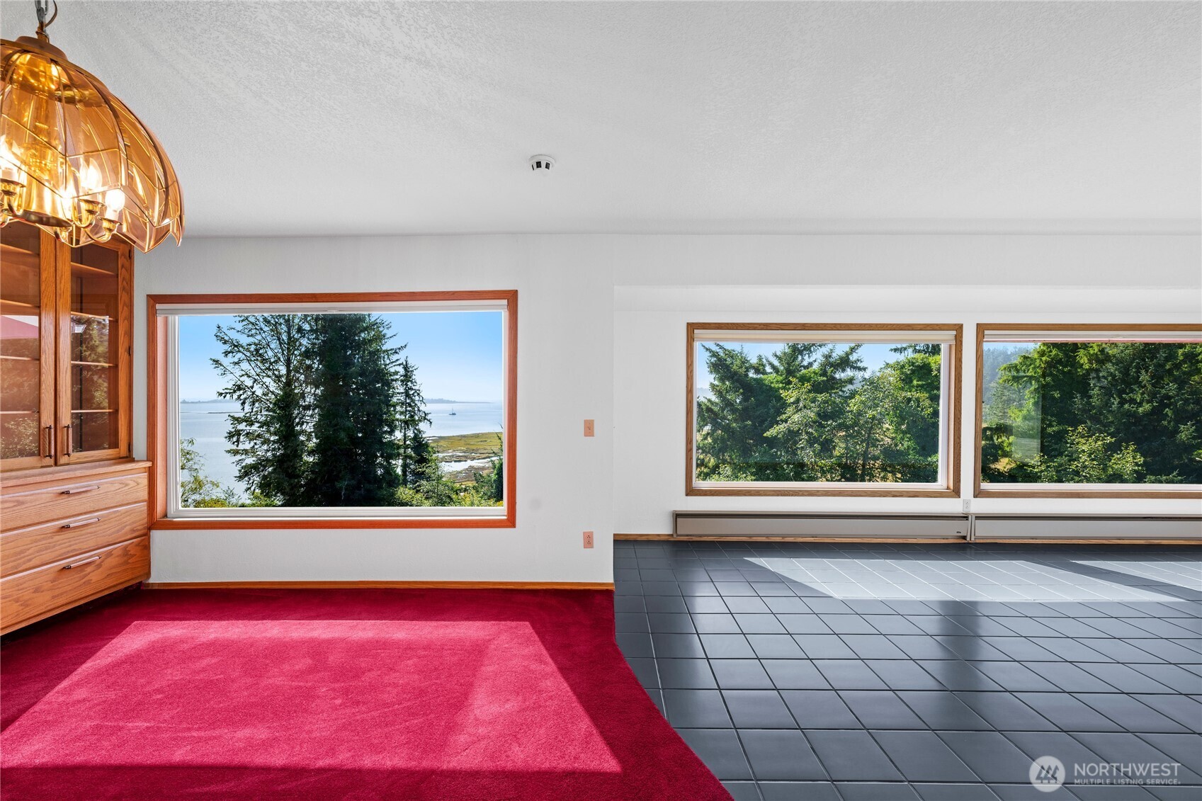 193 Robert Gray Drive SW Ilwaco WA 98624