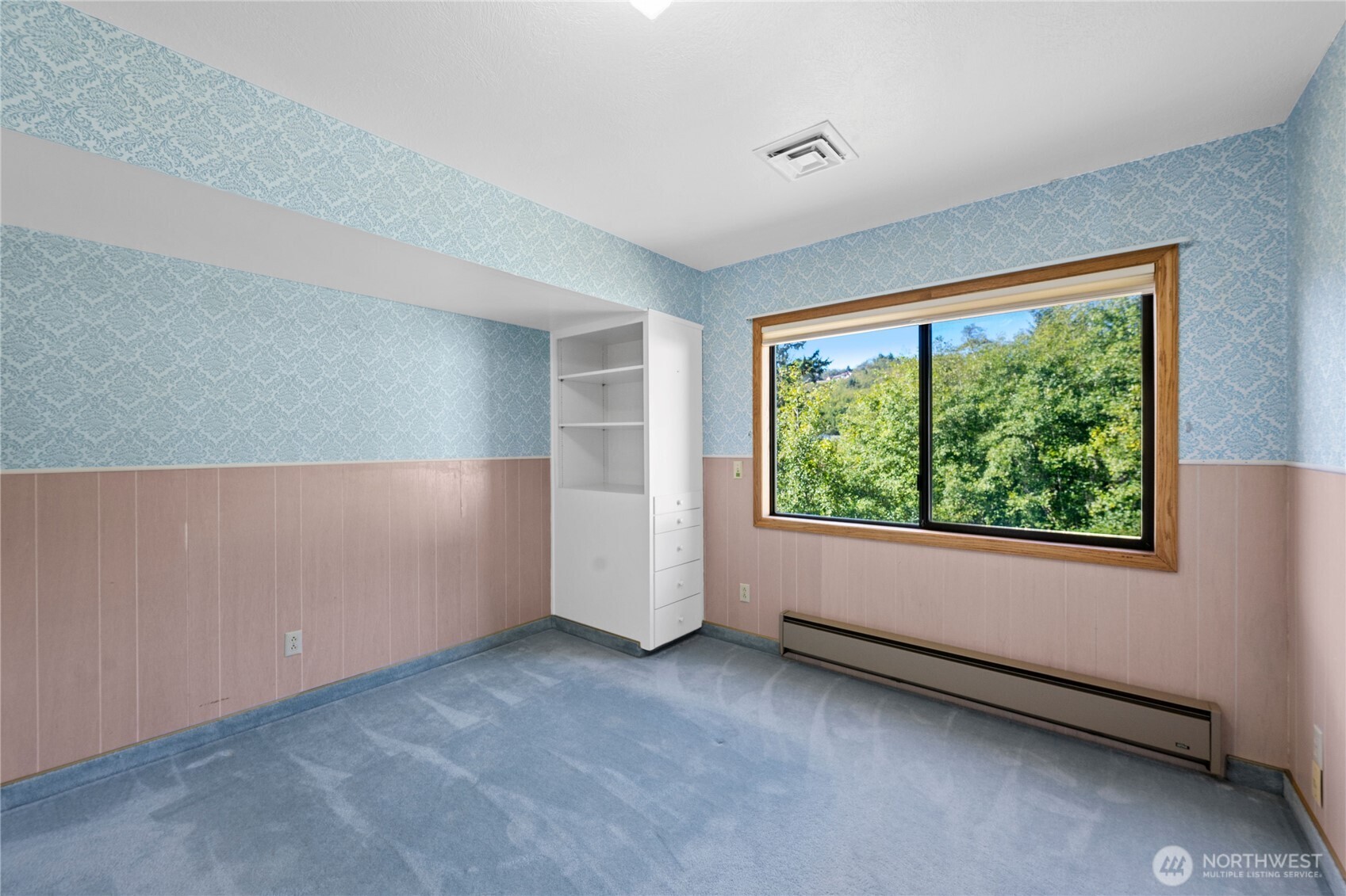 193 Robert Gray Drive SW Ilwaco WA 98624