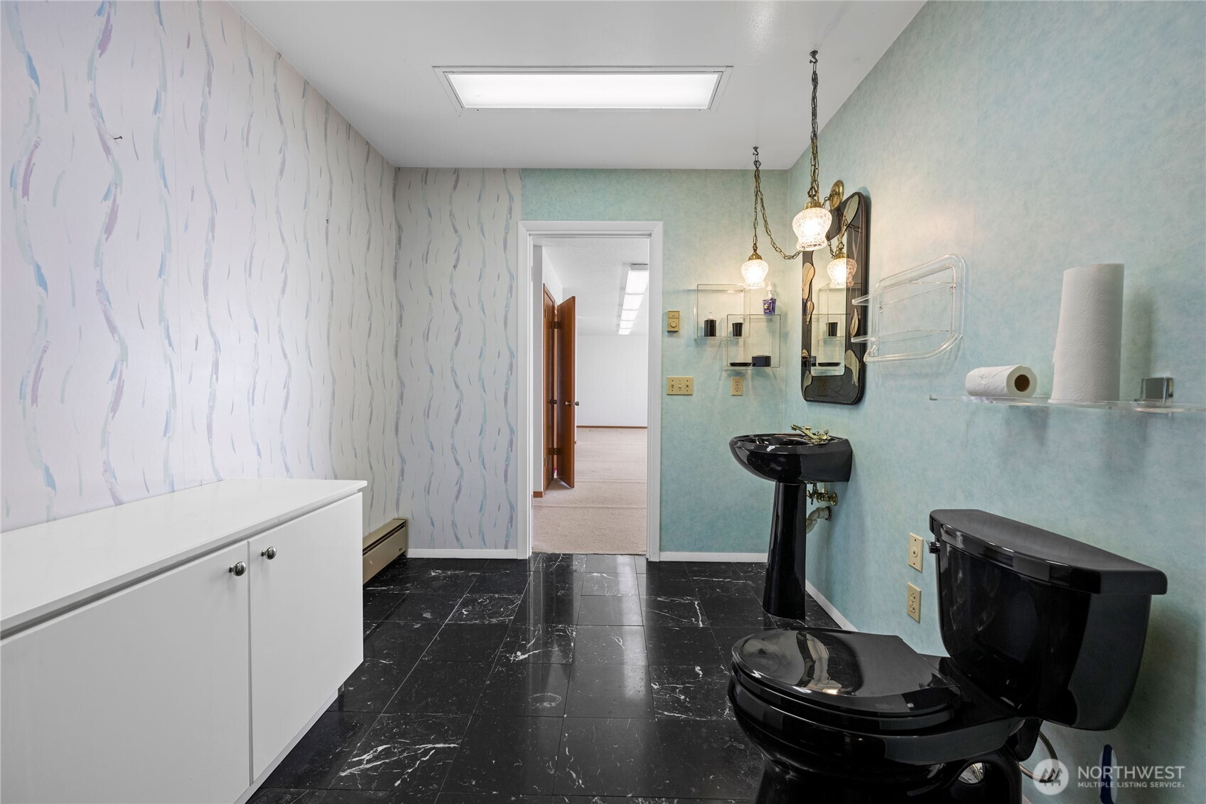 193 Robert Gray Drive SW Ilwaco WA 98624