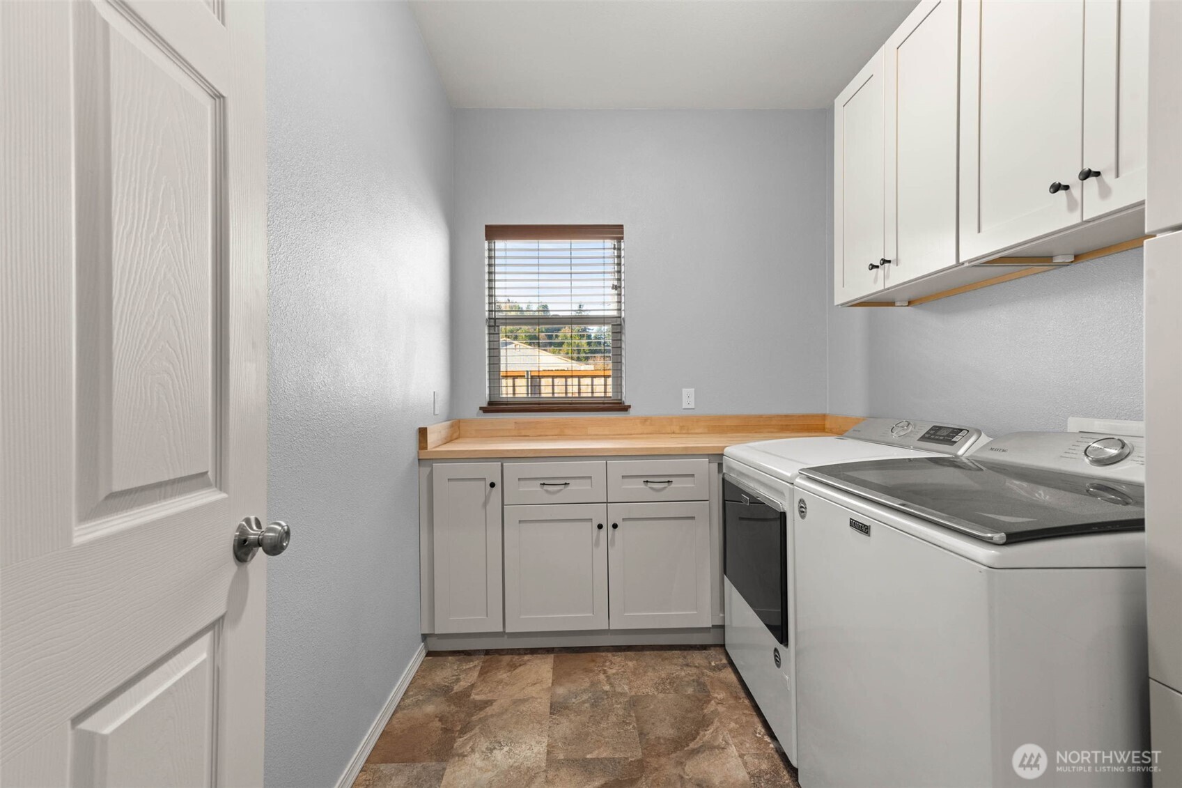 111 1st E South Bend WA 99586