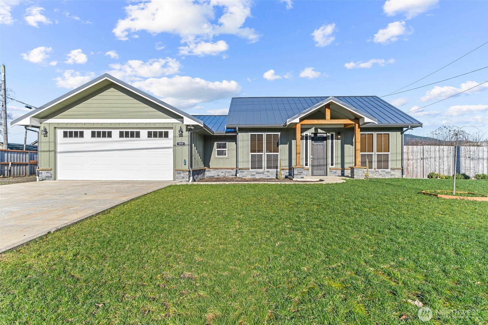 111 1st E South Bend WA 99586