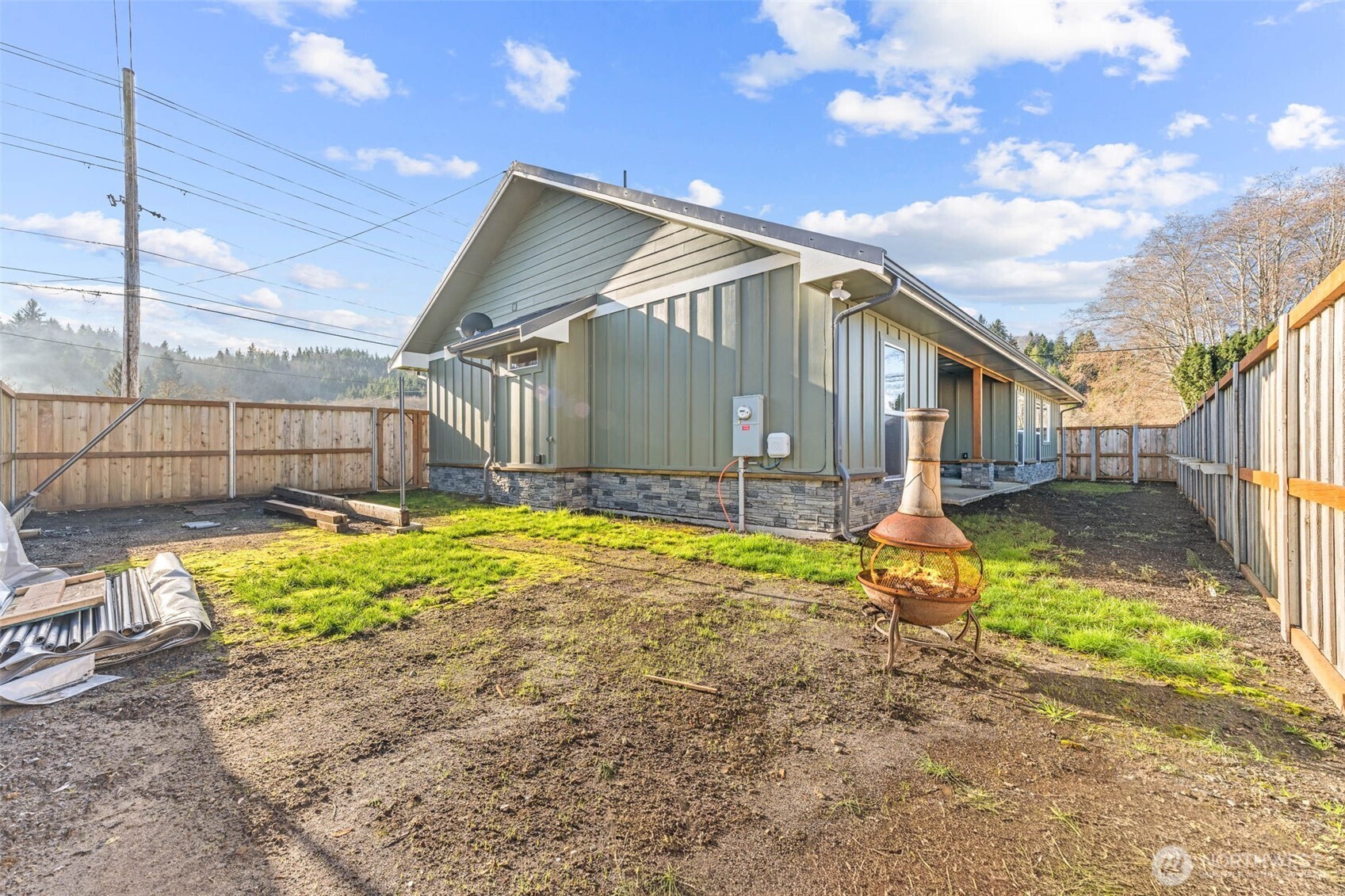 111 1st E South Bend WA 99586