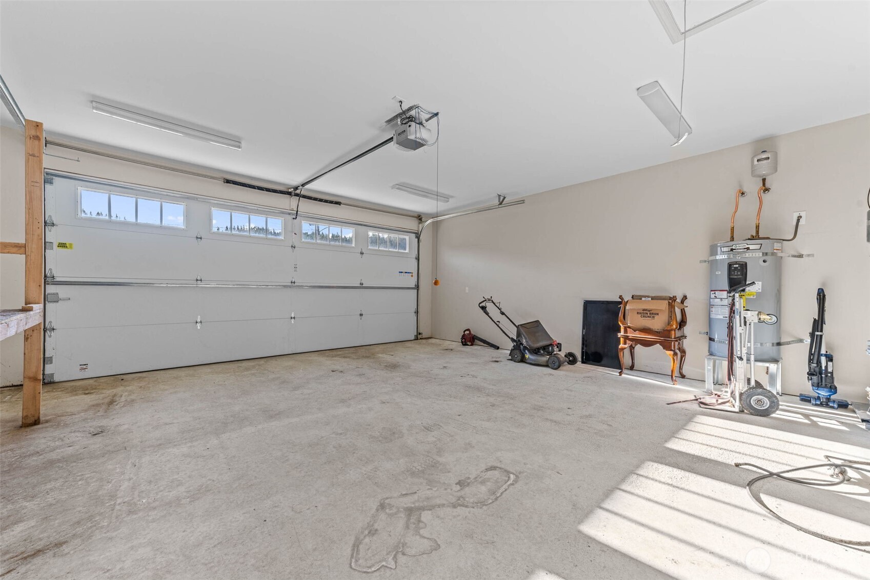 111 1st E South Bend WA 99586