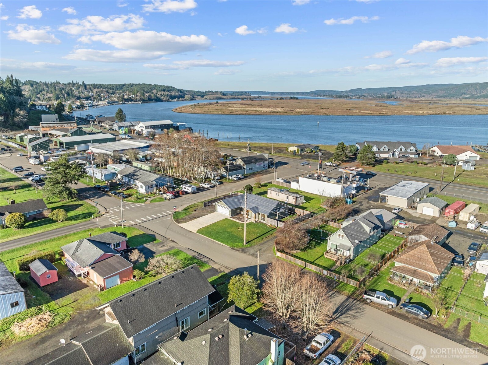 111 1st E South Bend WA 99586